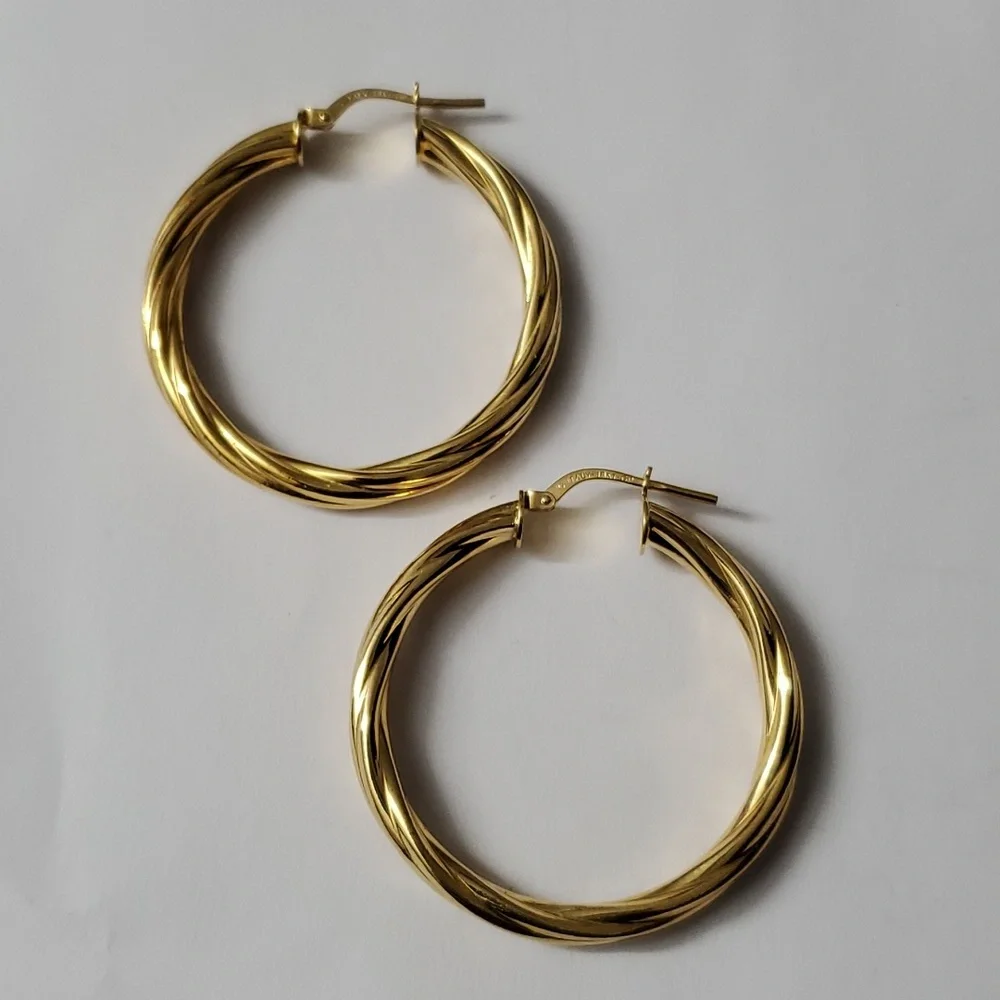 18K Gold Italian Twisted Plated (?) Hoop Earrings - Picture 5 of 7